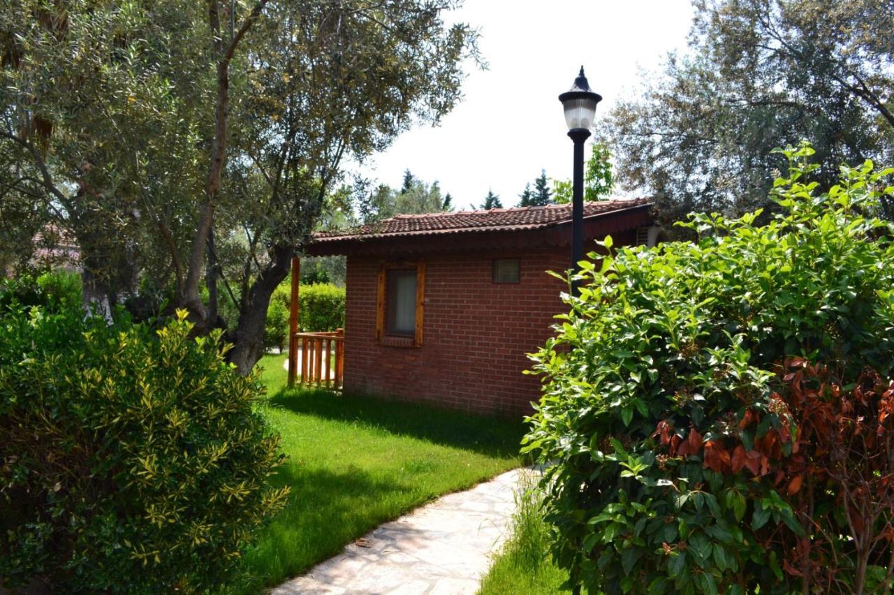 Kervan Tatil Koeyue Edremit  Exterior photo